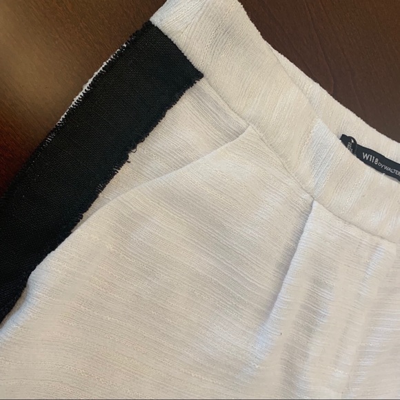 W118 by Walter Baker “Dirk” White Shorts, NWT - Picture 2 of 6